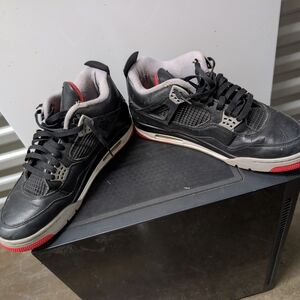 Nike Black and Red Men's Sneakers